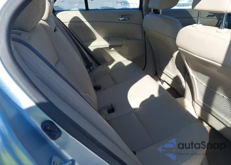 2012 Suzuki Kizashi Sport Sls z USA, uszkodzony, nr VIN JS2RF9A84C6100933